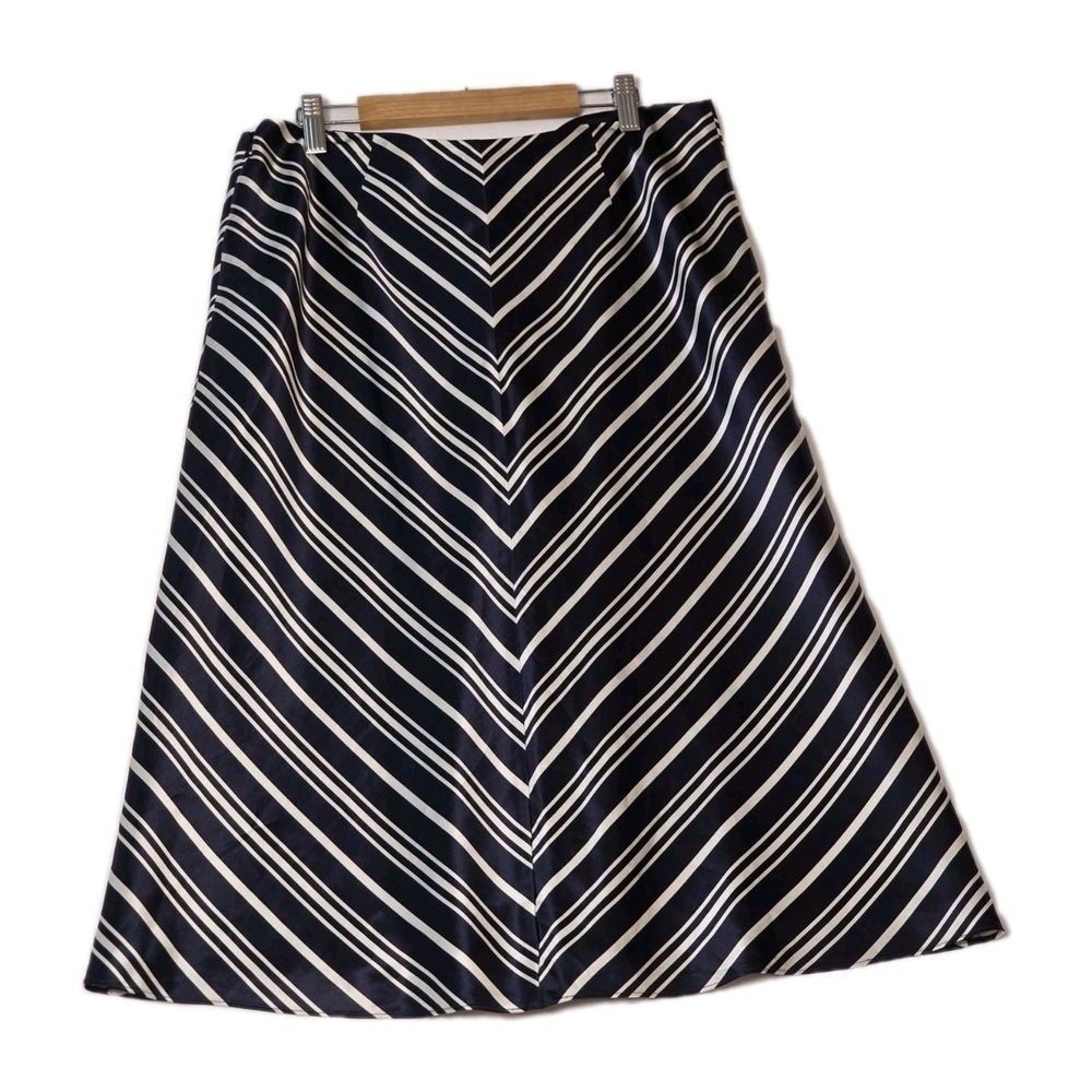 Pendleton Womens Size 12 100% Silk A-Line Skirt Navy Cream Stripes‎ Nautical - Picture 7 of 7